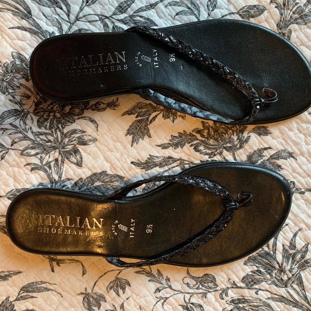 Black fancy flip flop